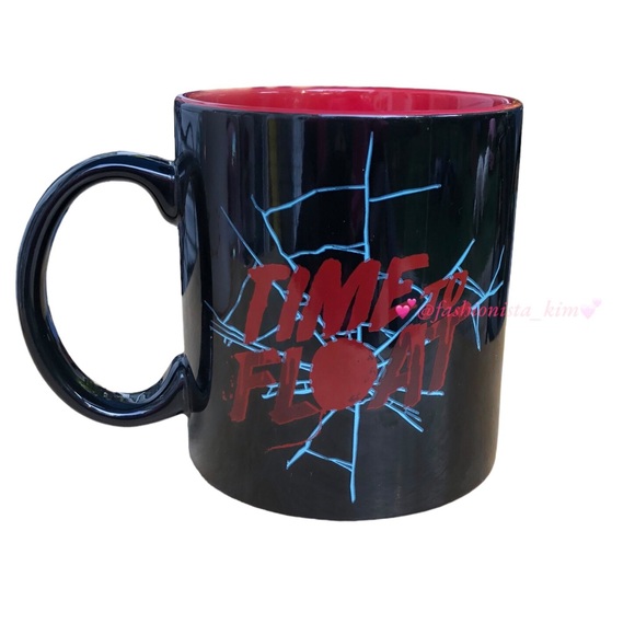 IT 2 Time to float Halloween mug - Picture 3 of 6